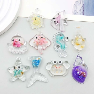 Dijes de Resina de la Serie Océano Colgantes en Forma de Caballito de Mar Estrella de Mar Cola de Sirena para Bricolage Joyería