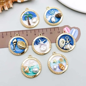 Pendentifs océan en alliage doré avec émail coloré coquillages et étoiles de mer pour bijoux