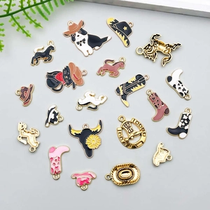 Détails de breloques émaillées bottes et chapeaux de cowboy pour bijoux artisanaux