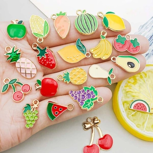 Pendentifs colorés en émail de fruits et légumes pour la création de bijoux DIY