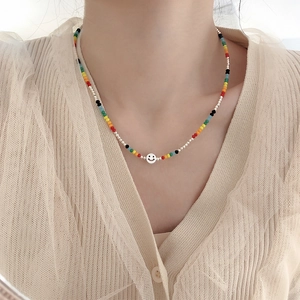 Collar de cuentas de colores con colgante de carita sonriente de plata s925 para mujer