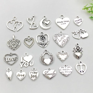 20pcs vintage antique silver heart charms set with hollow patterns and love engravings