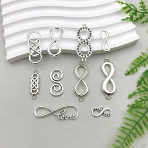 Antik-silberne Unendlichkeitssymbol-Anhänger und Love-Verbinder für DIY-Schmuck