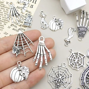 Vintage zilveren Halloween bedels met spinnenweb en doodskop voor DIY sieraden maken