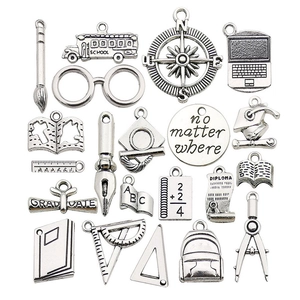 Set de breloques école et remise de diplômes en argent antique pour bijoux DIY