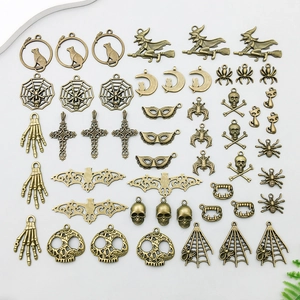 Antique Bronze Alloy Halloween Pendants For DIY Jewelry Making Skull Spider Bat Witch Shape Electroplated Decorative Charms