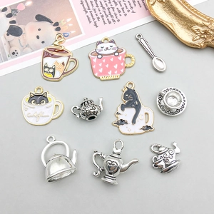 Set di 9 ciondoli gatto e teiera in argento vintage per accessori di gioielleria fai-da-te