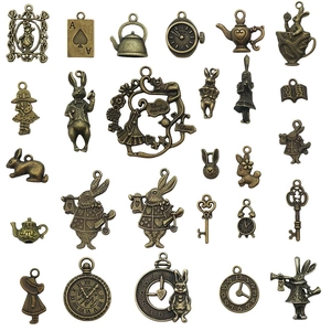 Vintage Alice in Wonderland bronzen bedeltjes set met klok konijn theepot en sleutel