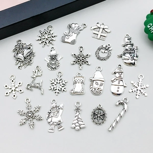 Antique silver Christmas alloy charms set including Santa and Reindeer for DIY jewelry