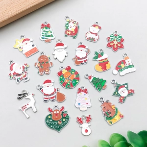 Set de dijes navideños de esmalte con Papá Noel y reno para creación de joyería DIY
