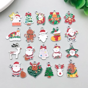 Dijes de Navidad de Esmalte de Aleación de Zinc Papá Noel Alce Árbol de Navidad Muñeco de Nieve Colgantes Para DIY Joyería Collares Pulseras