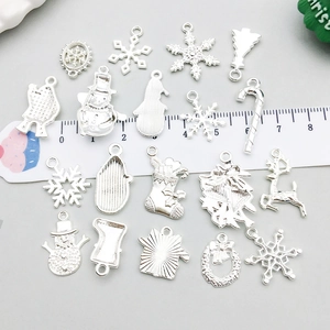 Set de colgantes navideños de plata con muñeco de nieve y copos para joyería DIY