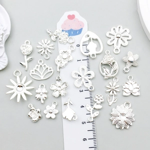 Lot de pendentifs fleurs en alliage argenté rose et tournesol pour création de bijoux