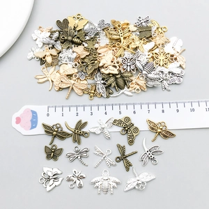 Assortiment de breloques insectes en alliage d'or et d'argent pour création de bijoux DIY