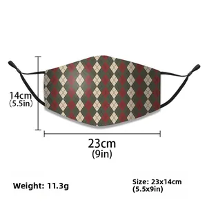Mascherina in cotone a tre strati con motivo a rombi e dimensioni 23cm per 14cm
