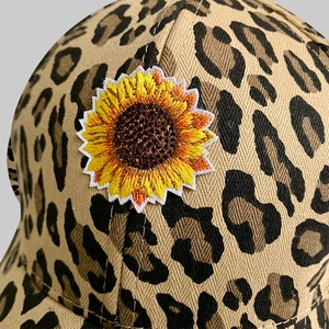 Casquette de baseball léopard kaki avec broderie tournesol en sergé de coton robuste