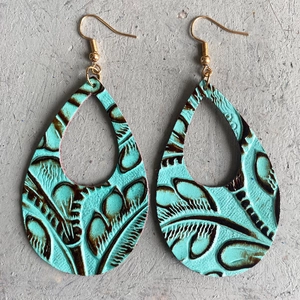 Pendientes de cuero en forma de gota con motivo floral vintage y ganchos dorados