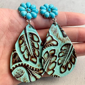 Bohemian embossed leather teardrop earrings with turquoise flower bead in western style