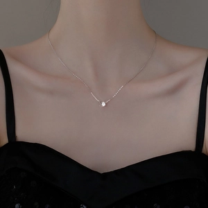 Collana con Ciondolo in Zirconia in Argento Sterling S925 Minimalista per Donna Elegante Lucida Girocollo a Solitario Gioielli