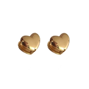 Pendientes de aro con forma de corazón dorados en plata S925 y acabado de espejo