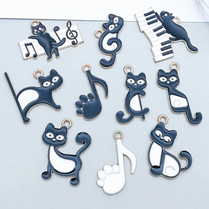 Schwarz-weiße Emaille-Katzen und Musiknoten-Anhänger für DIY-Schmuck im 10er Set