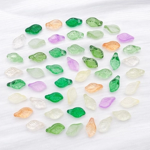 Mix of 50 colorful glass leaf pendants for DIY jewelry with fine vein textures