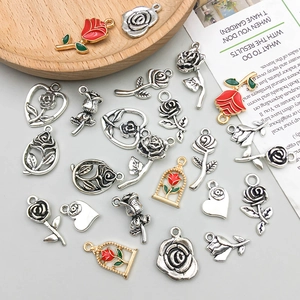 Pendentifs rose vintage en alliage d'argent antique et émail pour bijoux faits main