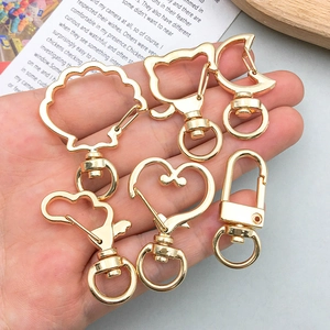 6-teiliges Set goldener Karabinerverschlüsse in Muschel- und Herzform für DIY-Schmuckbau