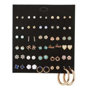 Detailed set of 30 pairs of gold earrings with pearls, crystals and love charms