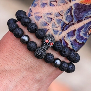 Set di bracciali da uomo in pietra lavica con teschio e sfere di zirconi stile punk