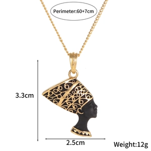 Detailed view of Nefertiti pendant with gold hollow crown and matte finish on 60cm chain
