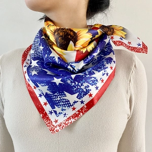 70cm Seidenschal mit Sonnenblumen-Muster und US-Flaggen-Print für Damen in Blau-Rot