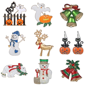 Enamel Christmas Halloween Brooch Pin Alloy Rhinestone Santa Reindeer Snowman Pumpkin Ghost Holiday Festive Party Jewelry Gift