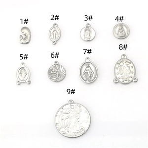 Detailset mit 9 religiösen Edelstahlanhängern für DIY-Schmuck und Halsketten
