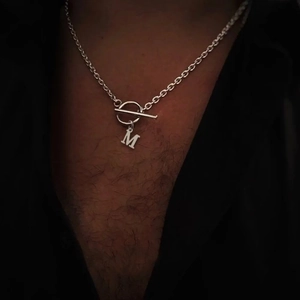 Collier argenté avec fermoir OT et pendentif lettre M en acier inoxydable hip-hop