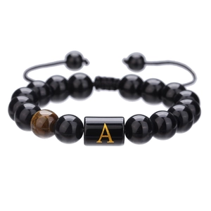 Macro de pulsera de ónix 10mm con ojo de tigre y colgante dorado con letra A grabada