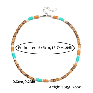 Detail view of handmade beaded shell necklace with dimensions 45+5cm and lobster clasp