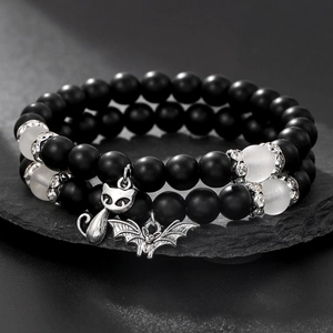 Ensemble De Bracelets En Perles Noires Mates Et Blanches Givrées Avec Pendentifs Chat Chauve-souris Halloween Pour Femmes