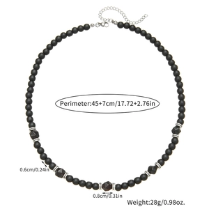 Mattschwarze Achatperlenkette mit facettierten Akzenten und verstellbarem Karabinerverschluss