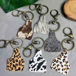 Western Cowboy Style Genuine Leather Cowhide Ear Tag Keychain Leopard Cow Print Animal Texture Alloy Keyring Bag Pendant