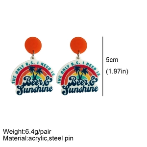 Détail des boucles d'oreilles en acrylique avec texte et échelle de taille de 5 cm