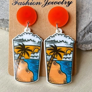 Boucles d'oreilles en acrylique tropical avec coucher de soleil, plage et palmiers