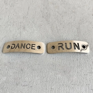 Stainless Steel Hollow Letter RUN DANCE Shoe Lace Buckles For Sneakers Casual Shoes Decorative Metal Charms Accessories