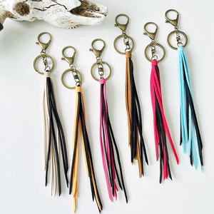 Ethnic Style Western Retro Leather Long Tassel Keychain Bohemian Spliced Color Bag Pendant Alloy Hook Key Holder Accessory