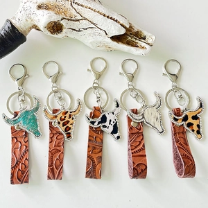 Western Bull Head Keychain Genuine Cowhide Leather Embossed Strap Rhinestone Inlaid Pendant Ethnic Bohemian Cowboy Style Key Ring