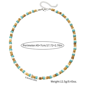 Collana in stile bohémien con perline di turchese e legno e chiusura in acciaio inox