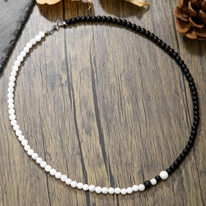 Collar Yin Yang de cuentas de ágata negra y porcelana blanca con cierre de acero inoxidable