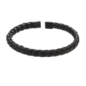 Bracciale rigido intrecciato nero punk hip hop da uomo con dettagli in metallo opaco