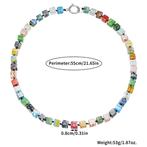 Detalle del collar de cuentas de vidrio Murano Millefiori de 55 cm con medidas detalladas