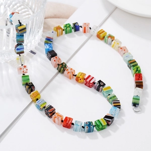 Collar de cuentas de vidrio Murano millefiori con cierre de anillo de acero inoxidable